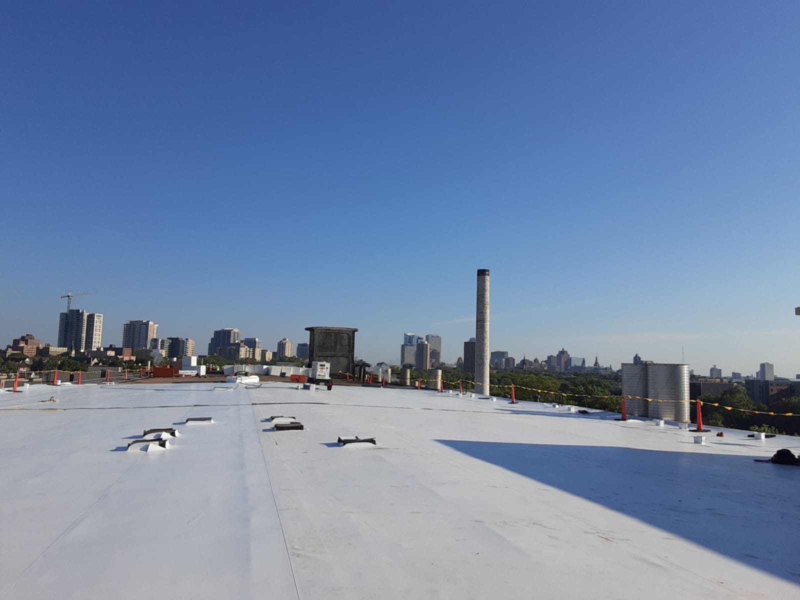 Milwaukee Low Slope Commercial Roofing Contractors