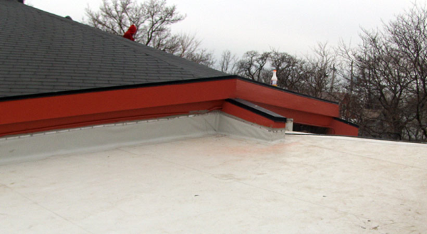 Milwaukee thermoplastic roofing system installation 