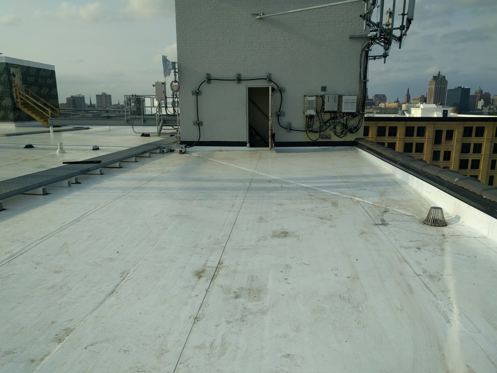 PVC flat roofing contractors in Milwaukee