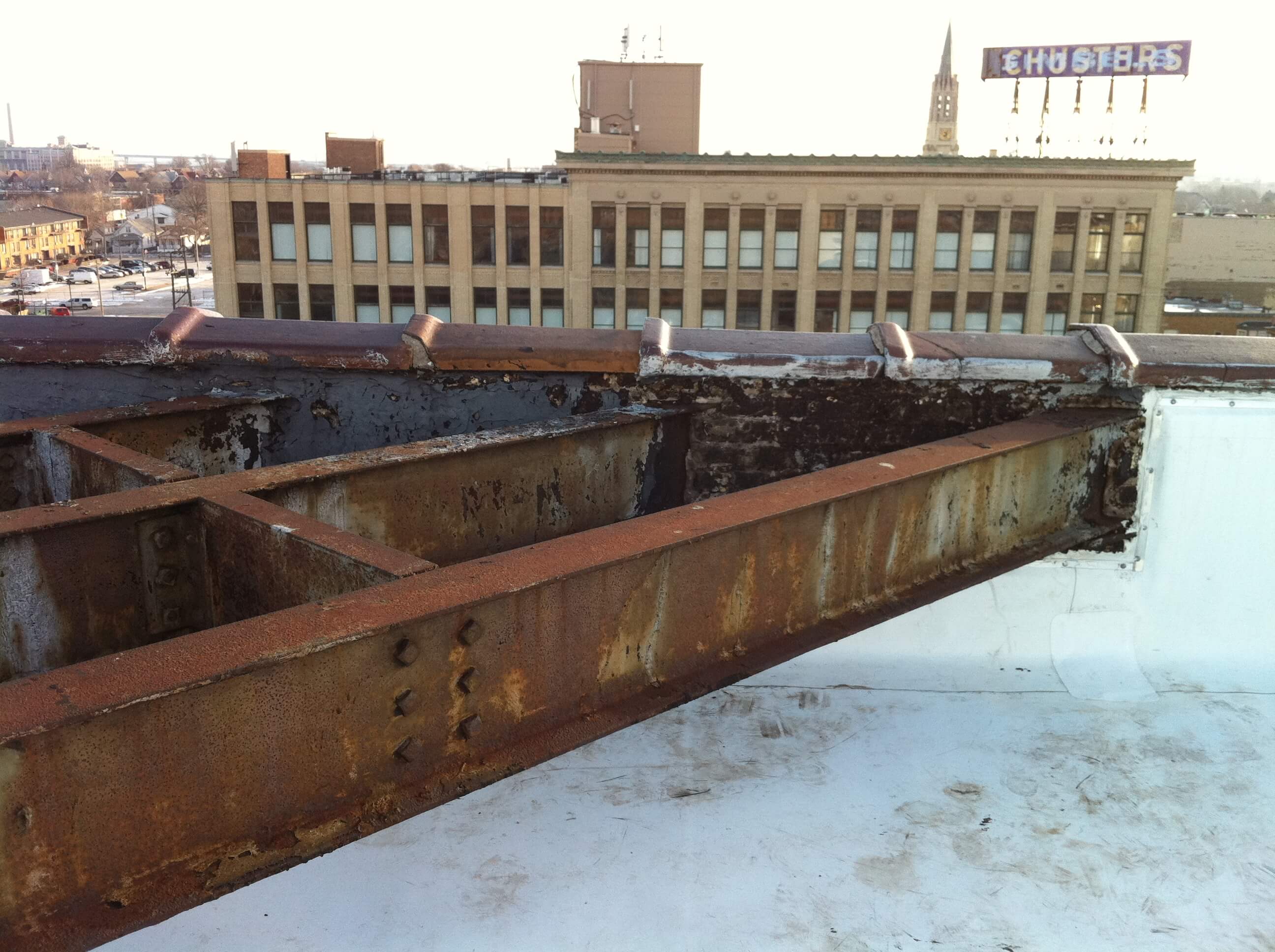 Commercial modified bitumen roofing system in Milwaukee