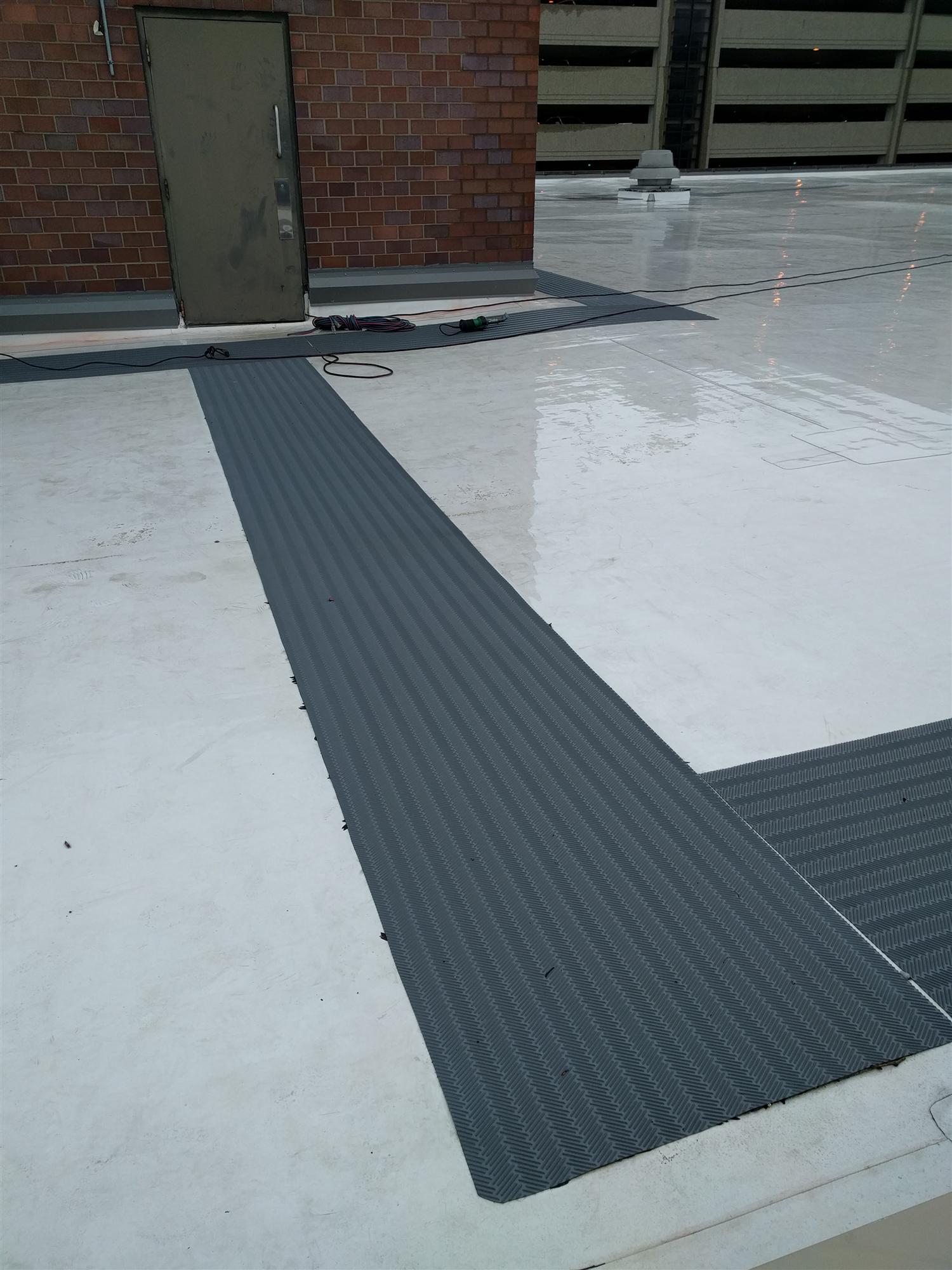 Commercial TPO roof installation in Chicago