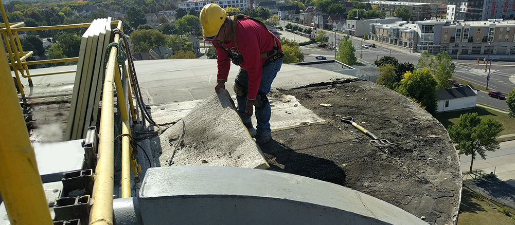 Commercial Flat Roof Repair Services in Milwaukee
