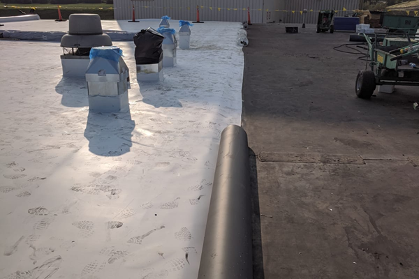 Energy-efficient TPO roofing upgrade installed for Ozinga